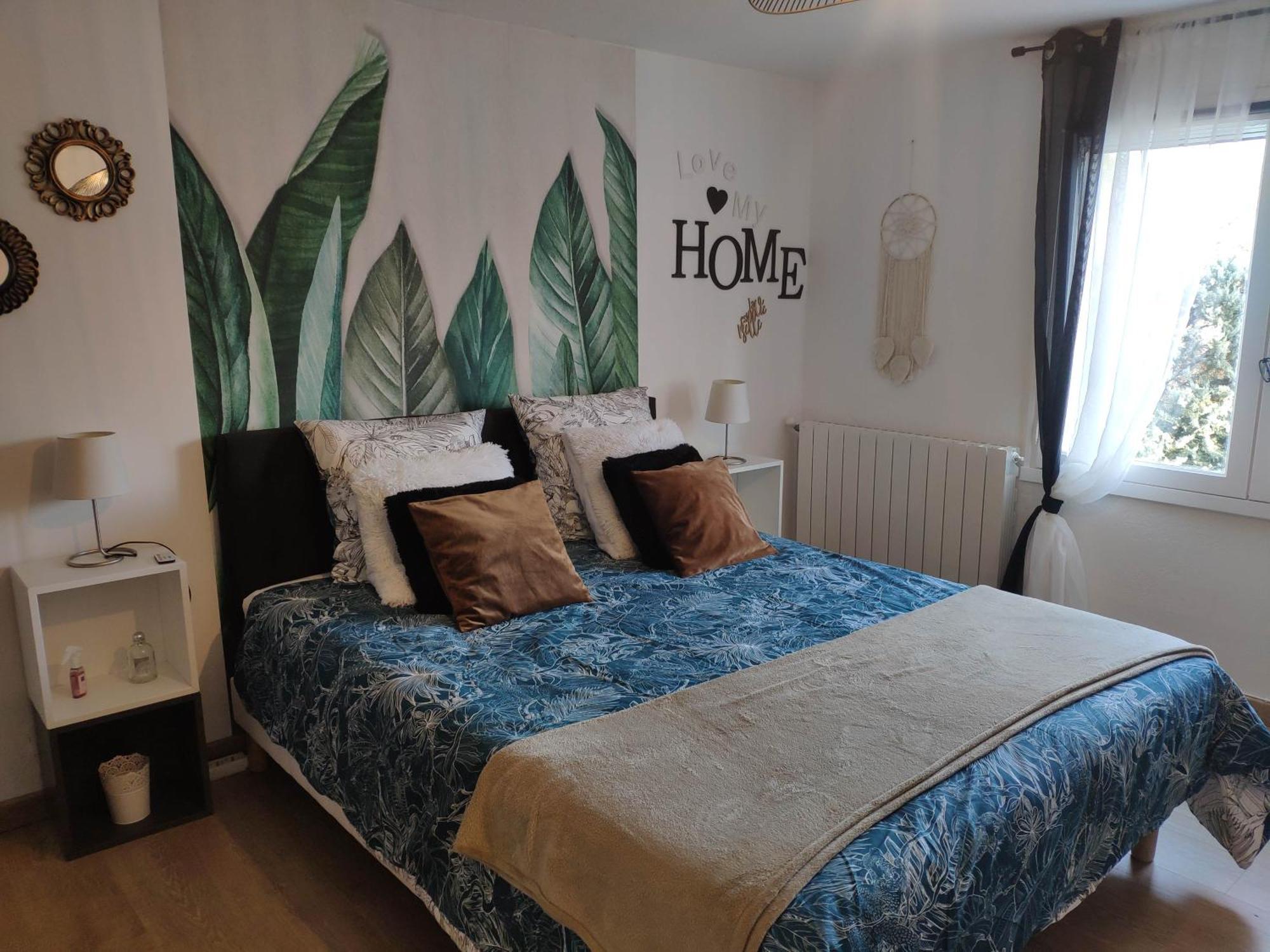 La Tourelle Suite Cosy Entre Vignoble Aixois Et Luberon Le Puy-Sainte-Réparade Buitenkant foto
